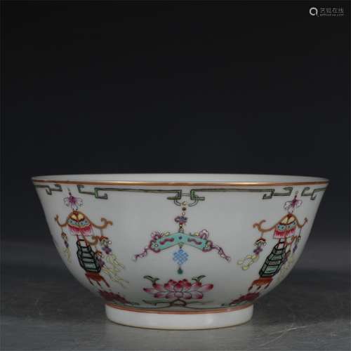 A Chinese Famille-Rose Porcelain Bowl