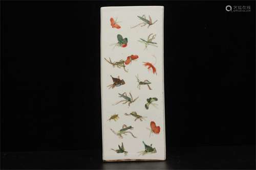 A Chinese Famille-Rose Porcelain Vase