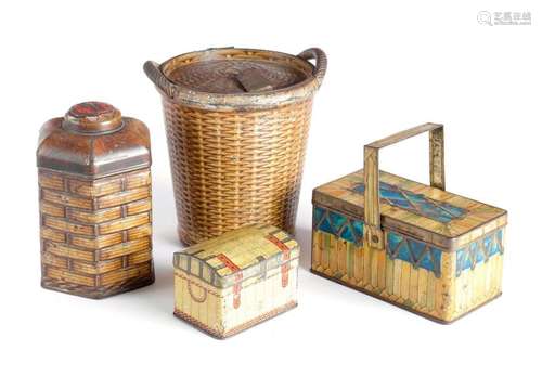 一件PALMER BROS'Picnic BASKET'饼干罐，C.1900，带摇柄，盖子下面刻有