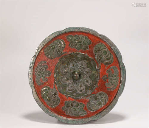 Copper mirror with carved flowers from Tang唐代銅質花紋鏡
