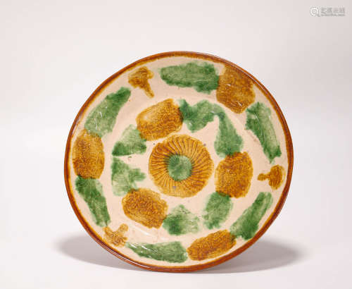 Tri-colour glazed plate from Liao遼代三彩大盤