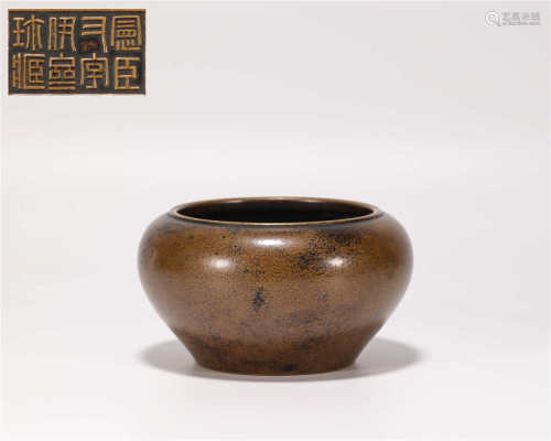 Copper alms bowl from Ming明代銅質缽盂