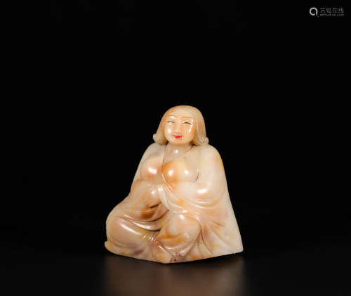 Shou Shan Fu Rong stone ornament with human shape ornament from Qing清代壽山芙蓉石美女擺件