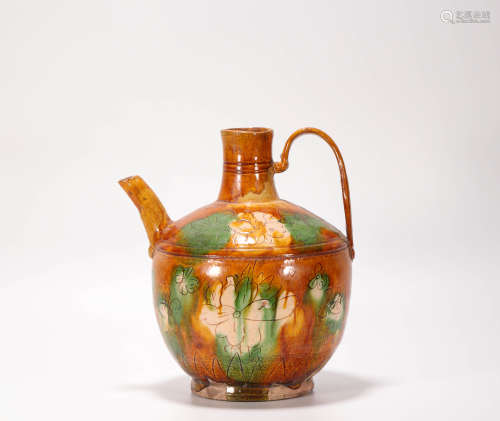 Tri-colour kettle from Liao遼代三彩執壺