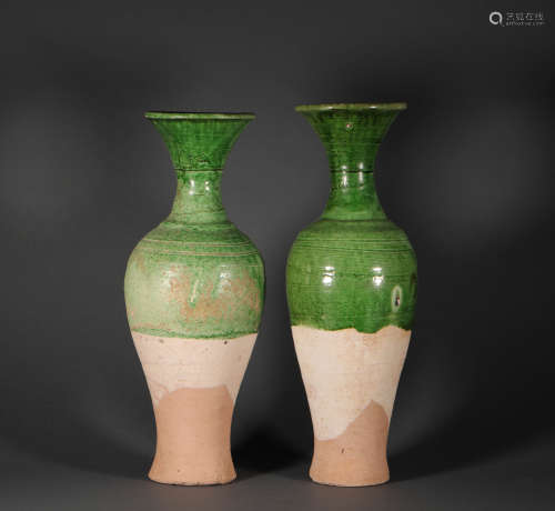 Green glazed vase from Liao遼代綠釉瓶一對