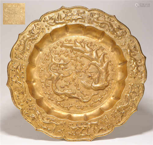 Copper and gilding plate with carved dragon and phoenix from Qing清代銅鎏金龍鳳紋供盤