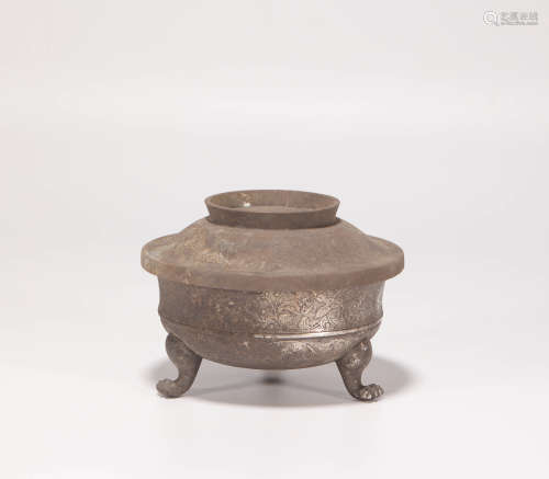 Silver bowl with three feet from Liao遼代銀質三足蓋碗