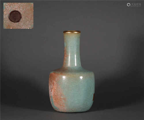 Celadon jar and opening covered with gold leaf, from Song宋代青瓷包金口瓶