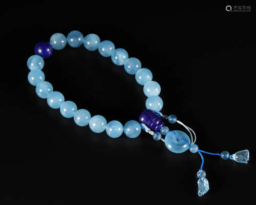 Aquamarine bracelet from Qing清代海藍寶石手串