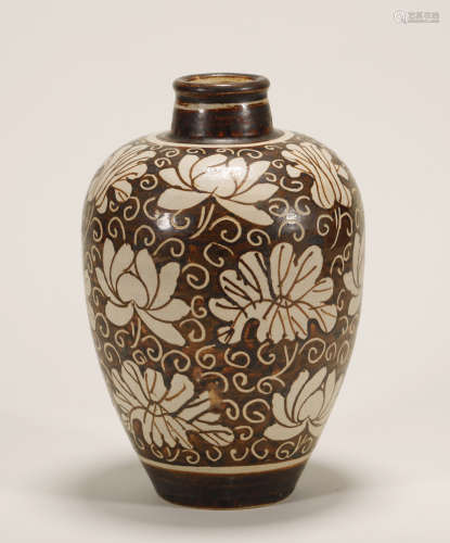 Song Dynasty - Jizhou Ware Vase