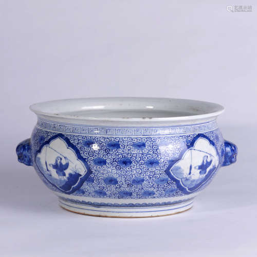 A BLUE AND WHITE FIGURES PORCELAIN DOUBLE-EARED CENSER