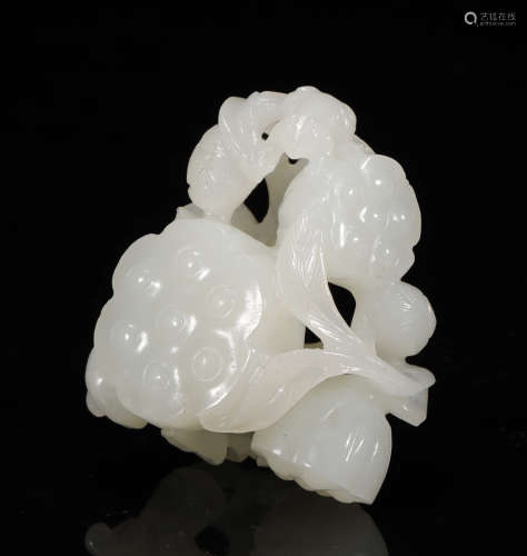 Qing Dynasty - Hetian Jade Ornament