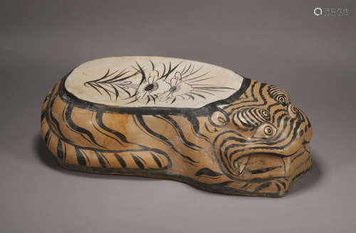 Song Dynasty - Cizhou Ware Tiger Shape Pillow