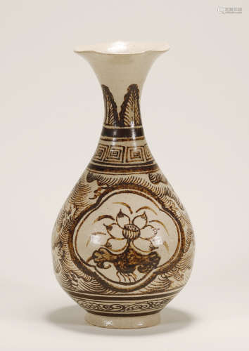 Song Dynasty - Jizhou Ware Vase