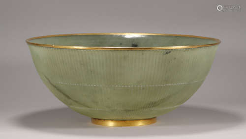 Qing Dynasty - Large Hen Dou Sitan Jade Bowl