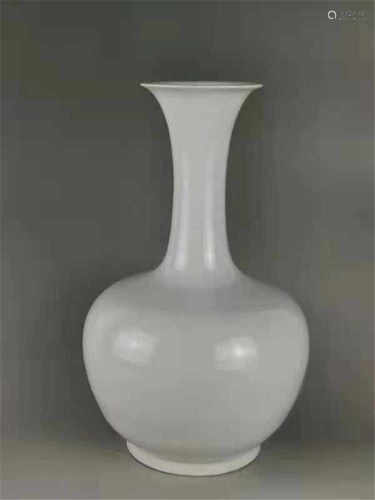 A ding kiln vase