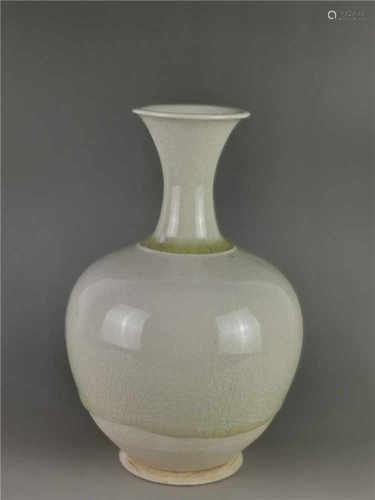 A ding kiln vase