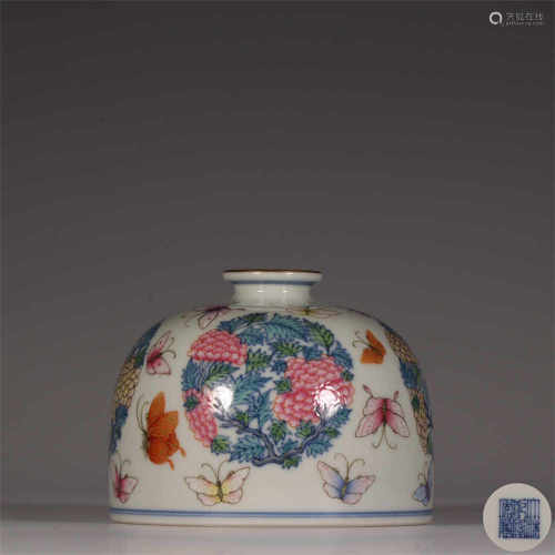 A famille rose butterfly water pot