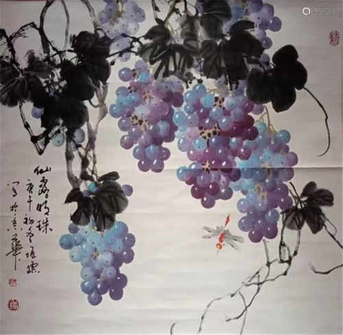 A Chinese grapes painting