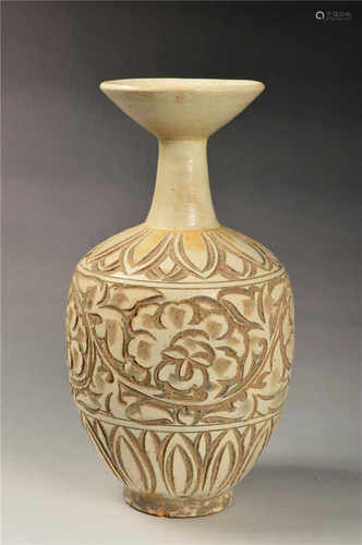 A Cizhou kiln vase