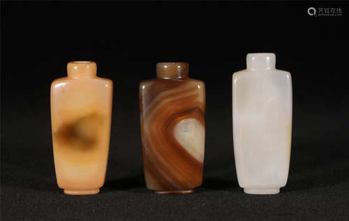 Three Carved Agate Snuff Bottles Qing Style