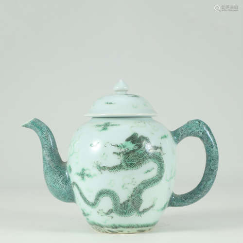 清 粉彩綠龍茶壺