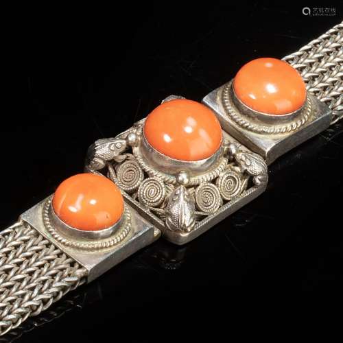 Silvering inlaying with Coral Bracelet from Qing