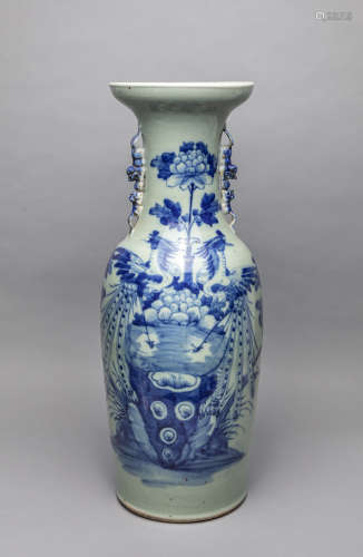 Tall Chinese Antique Blue White Porcelain vase