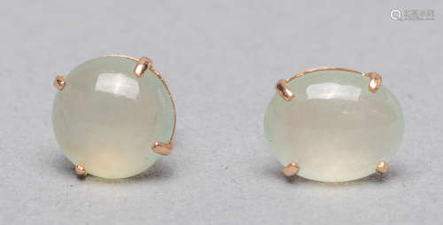 Pair Marked 14k Y/G Translucent Jadeite Stone Earrings