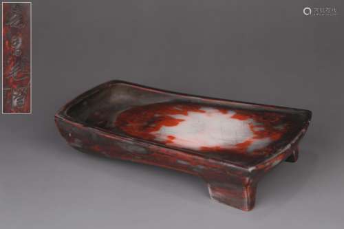 Old Collection.  Dustpan-shaped Sationary Cinnabar Inkstone with White Design