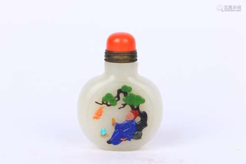 Snuff Bottle with Treasures Inlay, Qing Dynasty