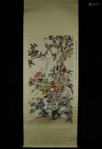 Vertical Painting :Flowers and Birds   by Wang Xuetao
