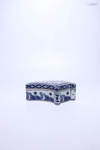 chinese blue and white porcelain box