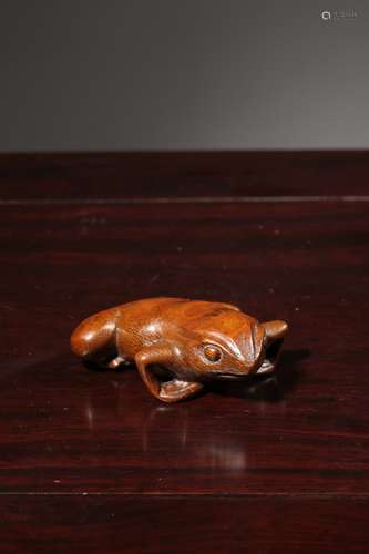 chinese bamboo carving of toad