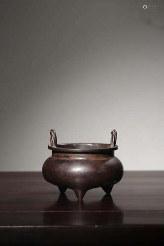 chinese bronze tripod censer with xuande year mark