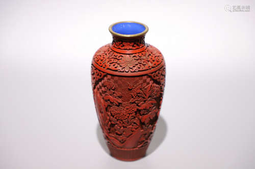 清  铜胎红雕漆花卉瓶一只