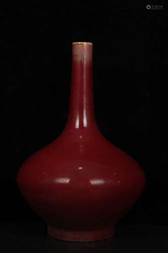 清-祭红釉长颈瓶