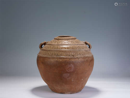 A CHINESE LAOYAO-TYPE GLAZED PTTERY JAR