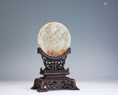 A CHINESE CARVED WHITE JADE TABLE SCREEN