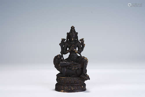 A CHINESE BRONZE FIGURE OF SITTING BUDDHA