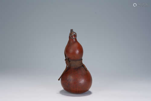 A CHINESE DOUBLE-GOURD WINE POT