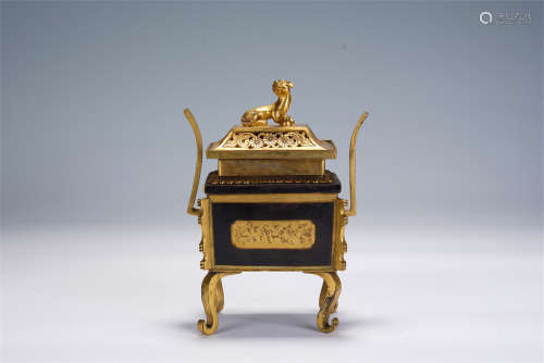 A CHINESE GILT BRONZE FOUR-FOOTED INCENSE BURNER
