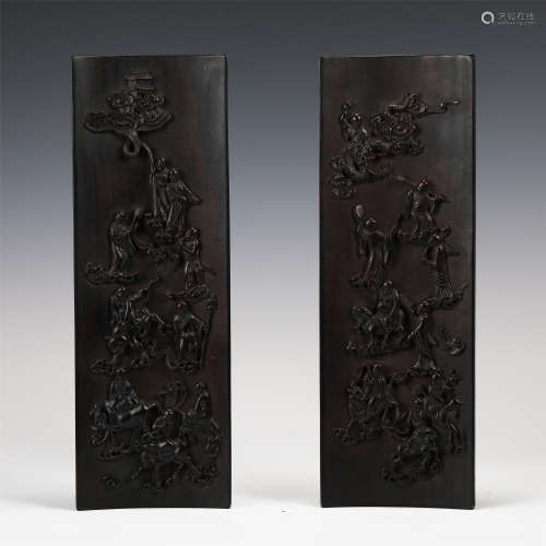 A PAIR OF CHINESE CARVING ZITAN SCHOLAR TOOLS