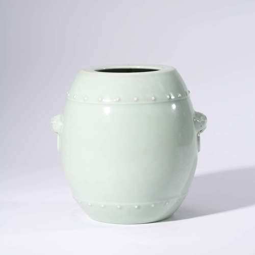 A Celadon Glaze Double Beast Ears Porcelain Drum Shaped Jar