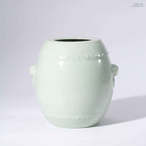 A Celadon Glaze Double Beast Ears Porcelain Drum Shaped Jar