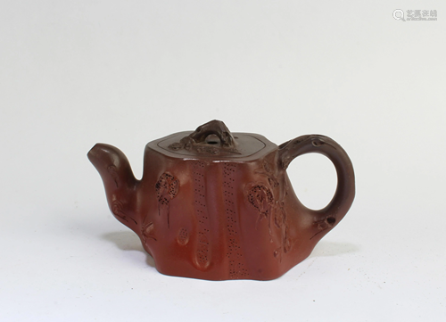 Chinese Zisha Teapot