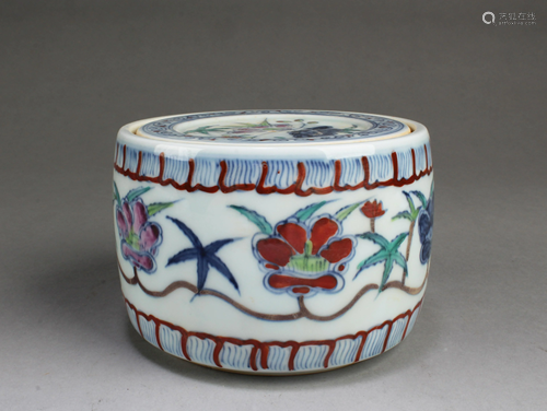 Chinese Porcelain Cricket Container