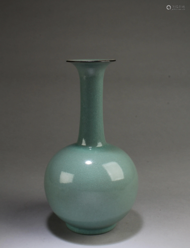 Chinese Ruayo Vase