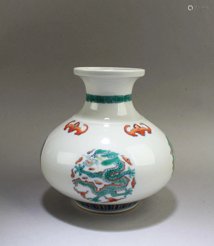 Chinese Porcelain Vase