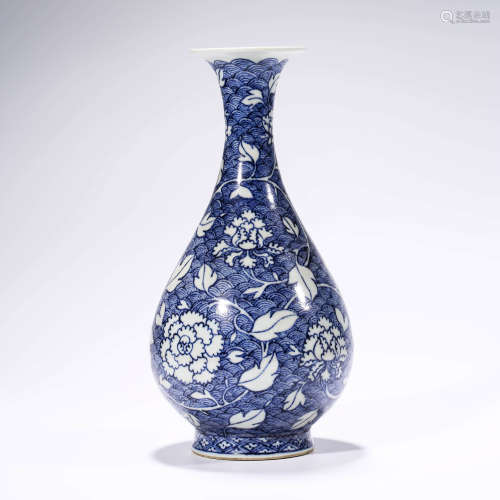 A Blue and White Wave&Peony Pattern Porcelain Vase